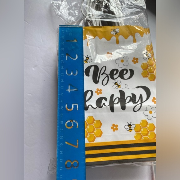 5/$30 Bee/Honey Winnie-the-Pooh Kraft Bags, cellophane bags, tags & stickers - Picture 3 of 10